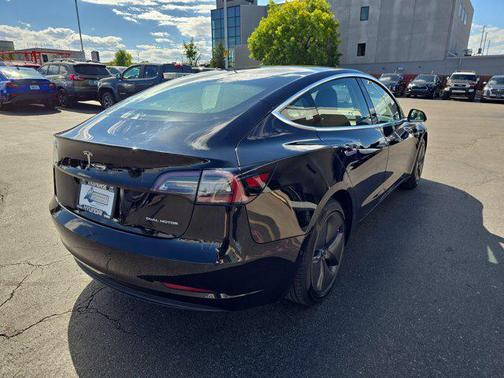2019 Tesla Model 3 Performance