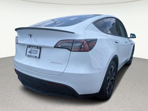 2022 Tesla Model Y Performance Dual Motor All-Wheel Drive