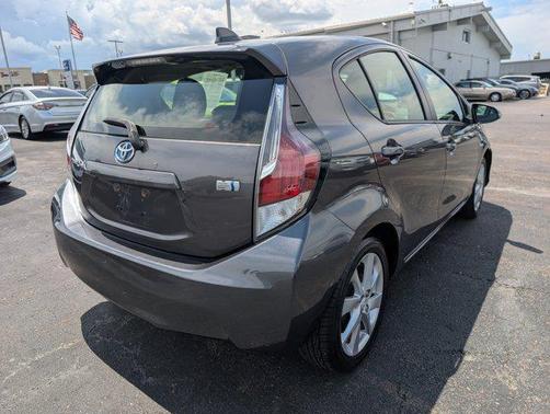 2015 Toyota Prius c Four