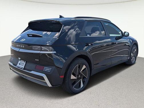 2025 Hyundai IONIQ 5 SEL