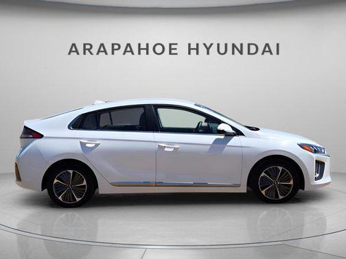 2021 Hyundai IONIQ Plug-In Hybrid SEL