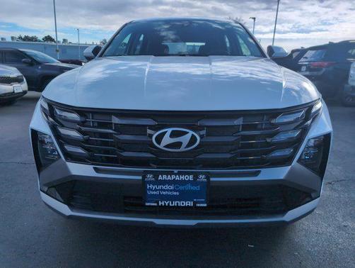 2025 Hyundai TUCSON SE