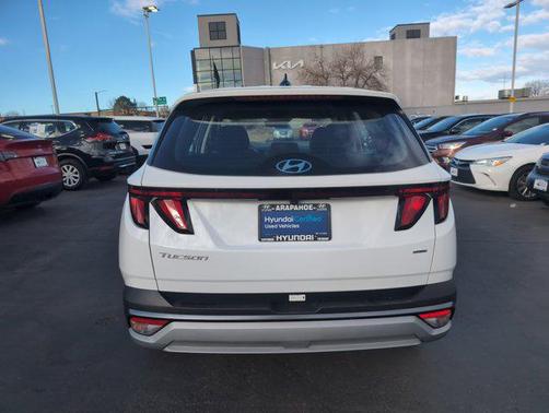 2025 Hyundai TUCSON SE