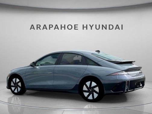 2025 Hyundai IONIQ 6 SE