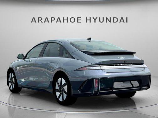 2025 Hyundai IONIQ 6 SE