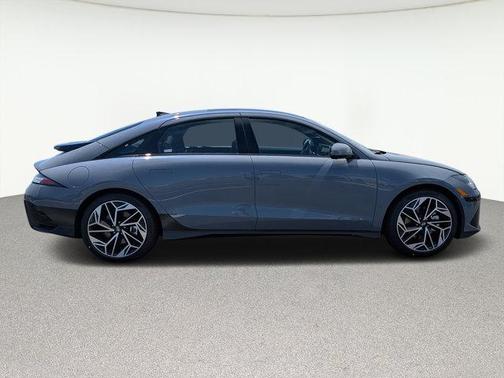 2025 Hyundai IONIQ 6 Limited