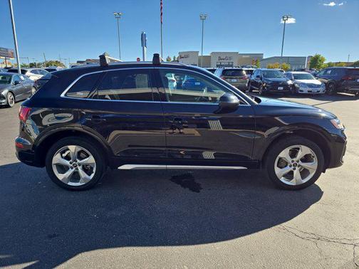 2021 Audi Q5 45 Prestige
