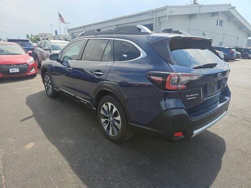 2023 Subaru Outback Touring XT