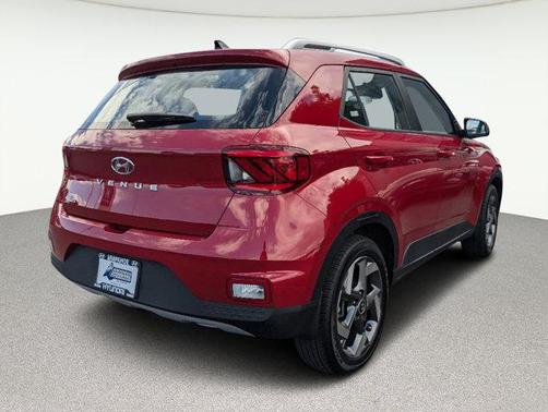 2022 Hyundai Venue SEL