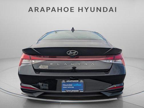2023 Hyundai ELANTRA SE