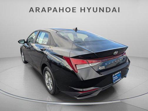 2023 Hyundai ELANTRA SE