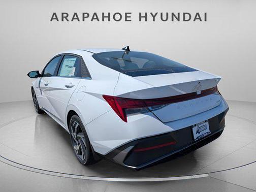 2025 Hyundai ELANTRA Limited