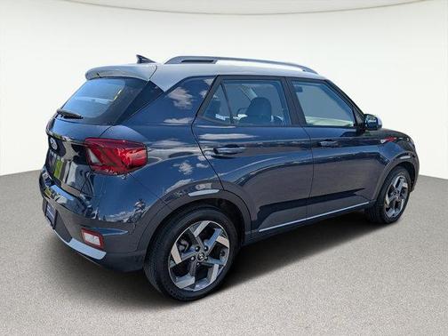 2022 Hyundai VENUE Limited
