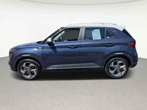 2022 Hyundai VENUE Limited