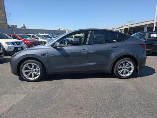 2023 Tesla Model Y Long Range Dual Motor All-Wheel Drive