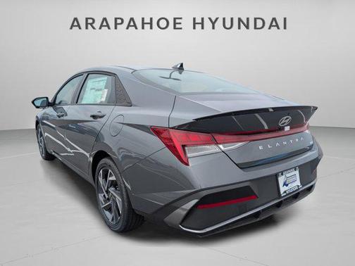 2025 Hyundai ELANTRA HEV SEL Sport