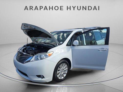 2014 Toyota Sienna XLE