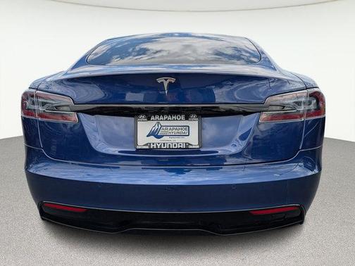 2022 Tesla Model S Base