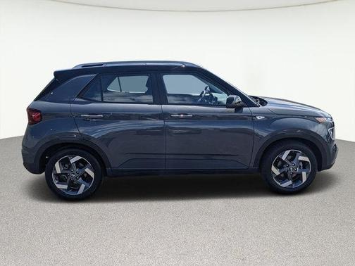 2024 Hyundai VENUE Limited