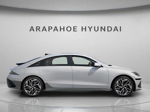 2025 Hyundai IONIQ 6 Limited