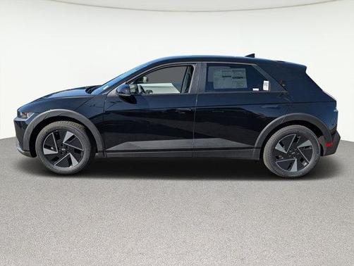 2025 Hyundai IONIQ 5 SE