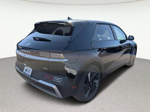 2025 Hyundai IONIQ 5 SE