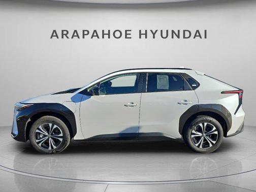 2024 Toyota bZ4X XLE