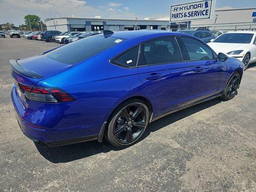 2023 Honda Accord Hybrid Base