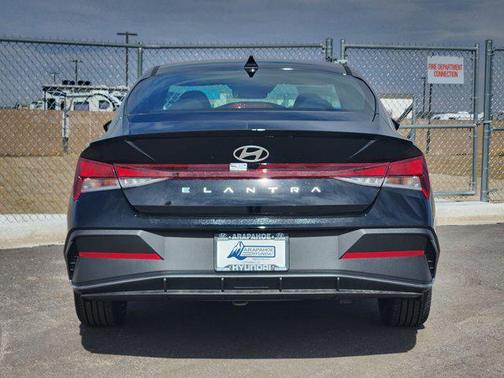 Abyss Black 2026 Hyundai ELANTRA Sport
