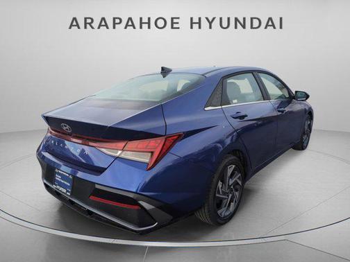 2025 Hyundai ELANTRA SEL