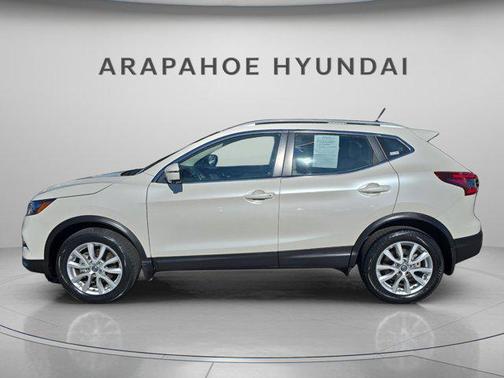 2022 Nissan Rogue Sport SV