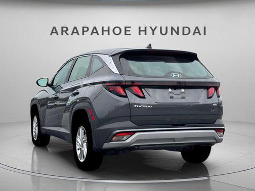 2026 Hyundai TUCSON SE
