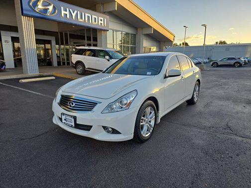 2013 INFINITI G37x Base