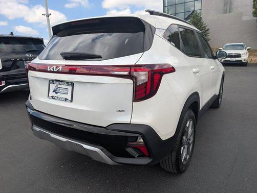 2024 Kia Seltos S