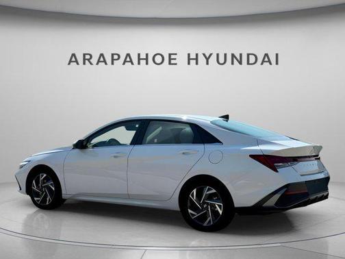 2025 Hyundai ELANTRA HEV Limited