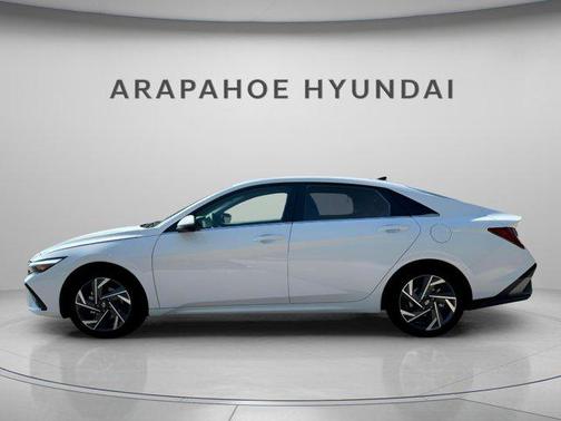 2025 Hyundai ELANTRA HEV Limited