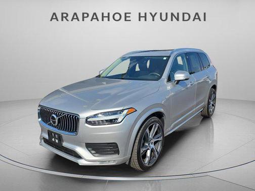 2022 Volvo XC90 T5 Momentum