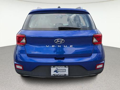 2024 Hyundai VENUE SEL