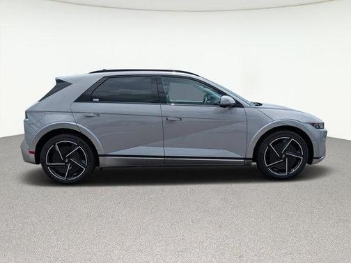 2025 Hyundai IONIQ 5 Limited