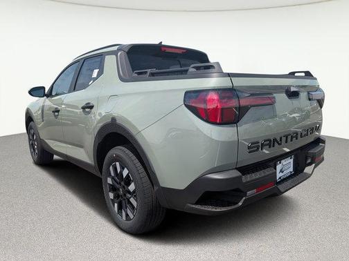 2025 Hyundai SANTA CRUZ SEL Activity