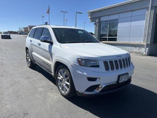 Photo 4 of 8 of 2014 Jeep Grand Cherokee Summit