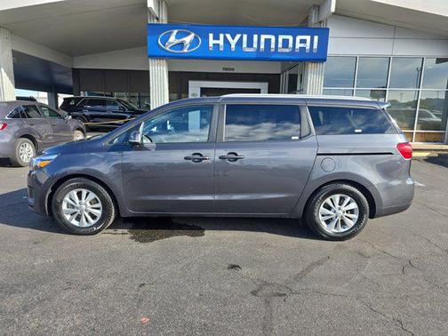 2016 Kia Sedona LX