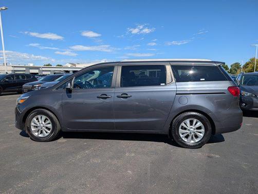 2016 Kia Sedona LX
