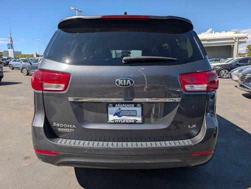 2016 Kia Sedona LX