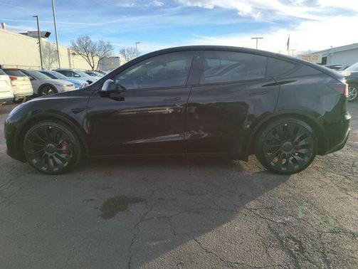 2022 Tesla Model Y Performance Dual Motor All-Wheel Drive