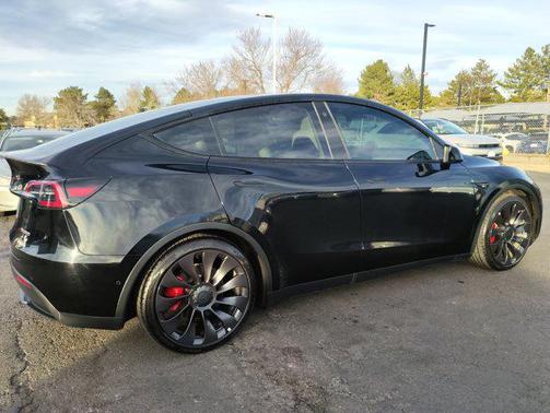 2022 Tesla Model Y Performance Dual Motor All-Wheel Drive