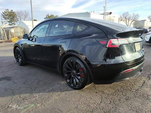 2022 Tesla Model Y Performance Dual Motor All-Wheel Drive