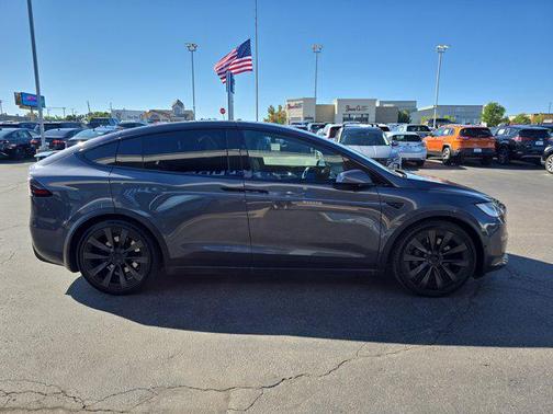 2022 Tesla Model X Plaid Tri Motor All-Wheel Drive