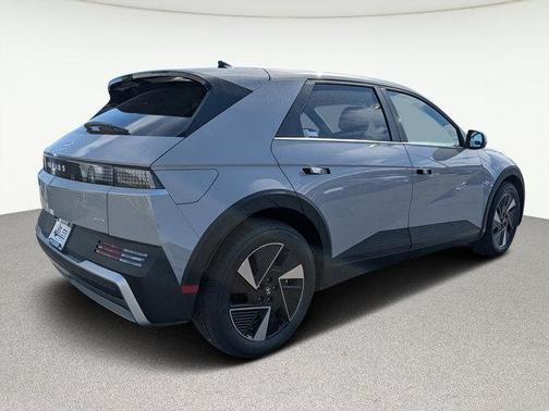 2025 Hyundai IONIQ 5 SE