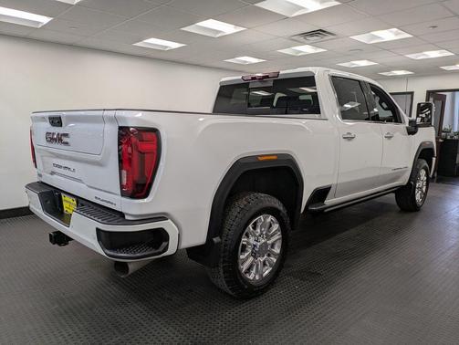 2021 GMC Sierra 2500 Denali